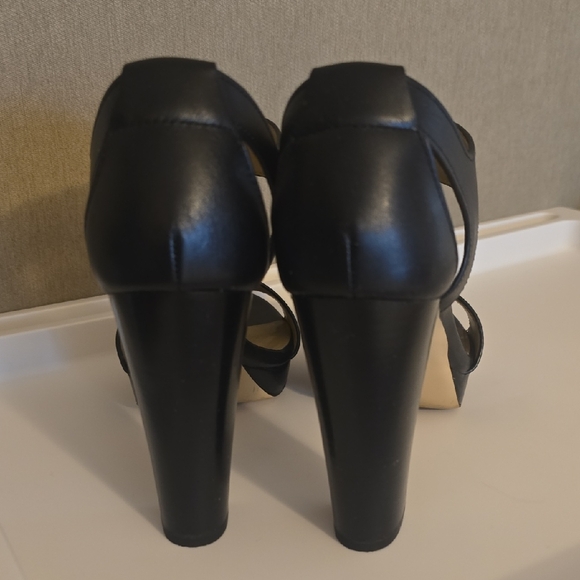 Michael Kors Black Heels with Gold Zipper Detail - Berkley - Picture 4 of 8